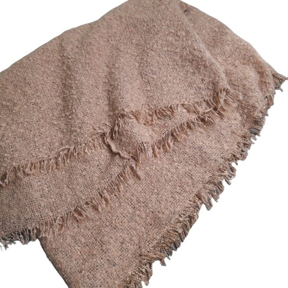 Ardene Large Pink Scarf Inifinity Long Soft Warm Wide Fring - Picture 2 of 9